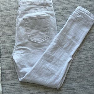 White jeans, super stretch